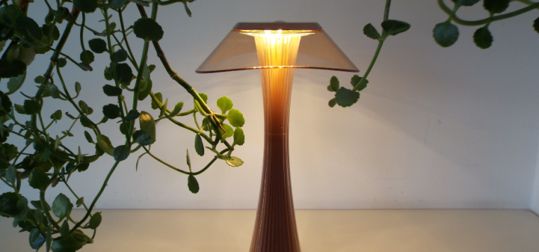 Add Elegance and Style to Your Decor With a Table Lamp